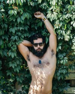aedurojas:  Enero | Cesar   http://behance.com/aedurojas  #shirtless #gaychile #beard #summer  (en Cerro San Cristóbal) 