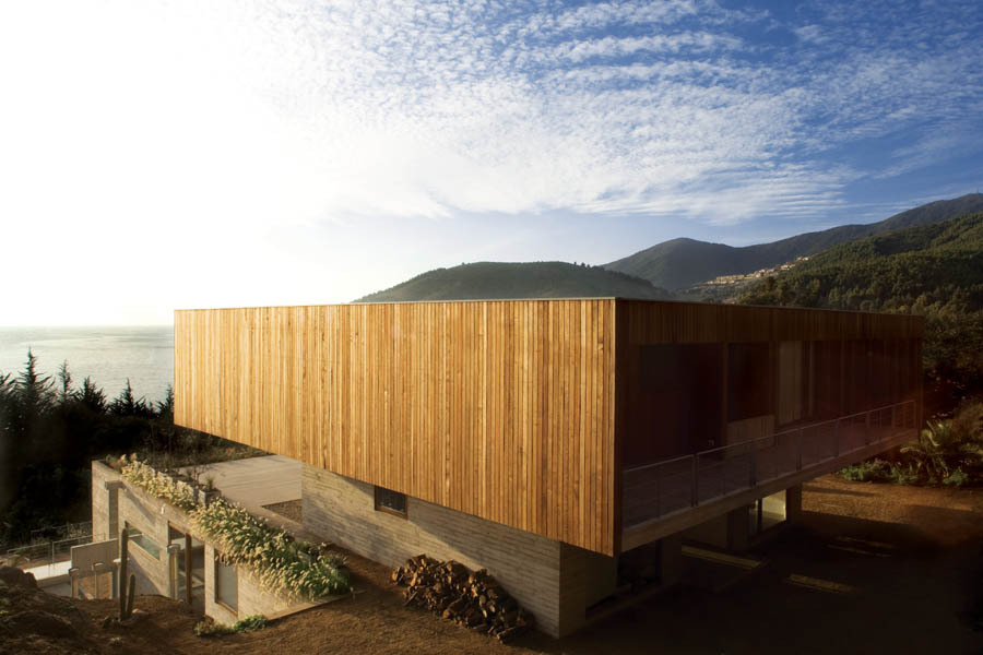 archatlas:  Casa el Pangue Elton+Leniz Arquitectos asociados,
