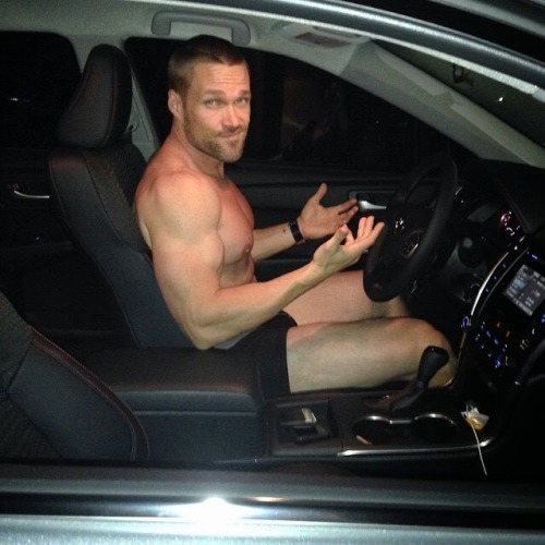 wickedgayblog: If I Looked Like Him, I Would Drive Shirtless Too!