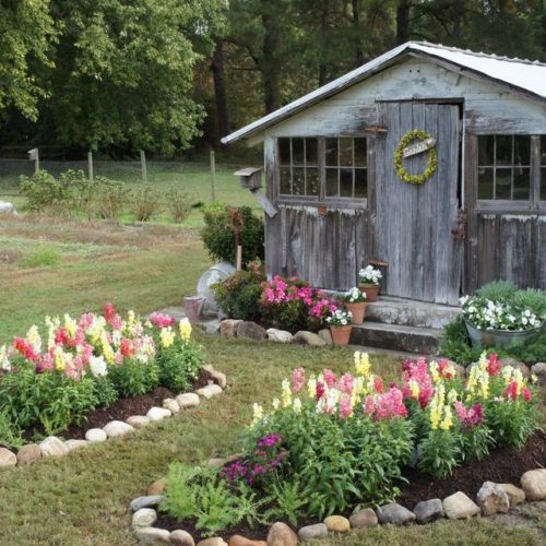 eyeheartfarms: Garden shed