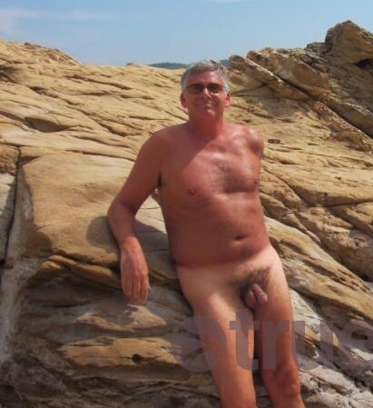 jojopal07:  Sexy daddy 