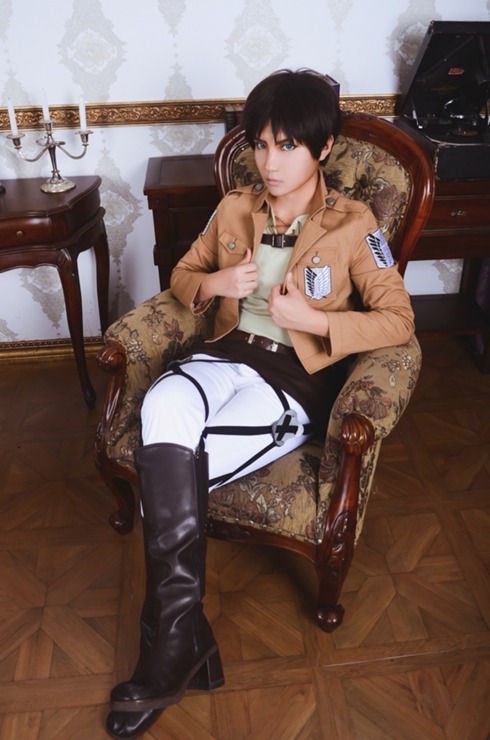 cockless:  gaytiers:  spookydeterminederen:  fiveminutemeal:  Shingeki no Kyojin - Eren Cosplay By: MINE World Cosplay ID: kkqwe17 Location: S. Korea  mother of fuck he’s back on my dash  HE LOOKS LIKE A FUCKING DOLL  if i was a titan i’d let him