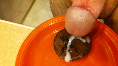 shagbunny:  Any thoughts on my cumcake? (So horny, I couldn’t resist eating it