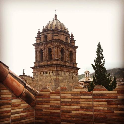 View from the Palacio del Inca #cuscoperu (at Centro Histórico de la Ciudad del Cusco, Cusco, Perú.)