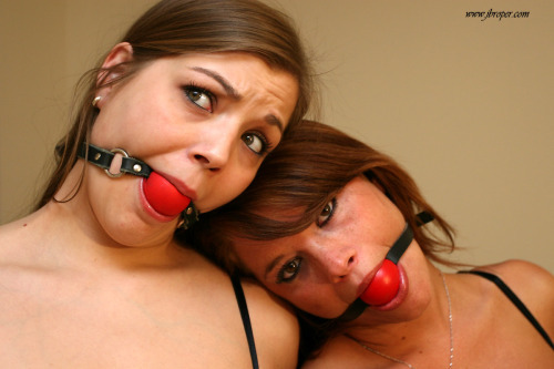 gettiedandenjoy:  More BDSM Amateur Pics