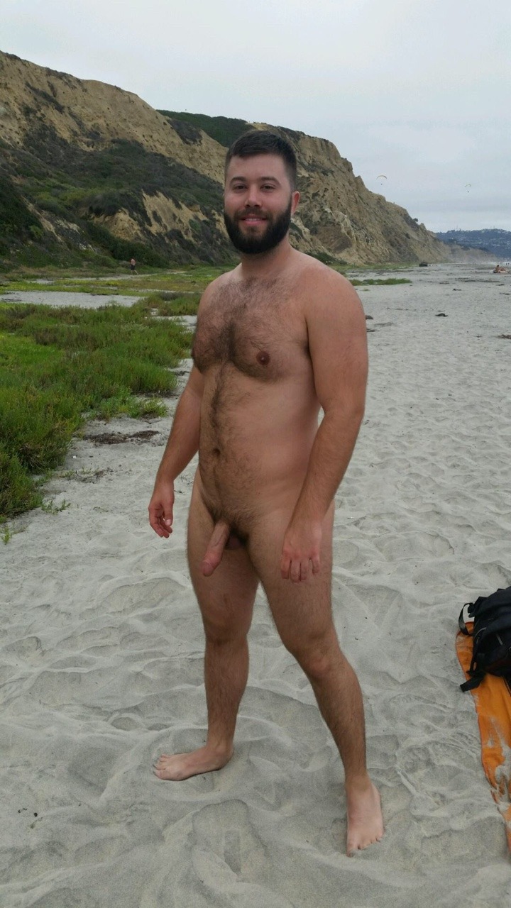 proteincubcakes:  Nude beach fun. San Diego, CA.