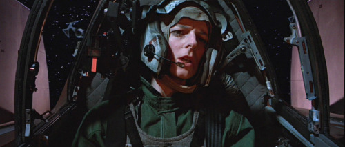 superpunch2: Female pilots edited out of the Star Wars movies.