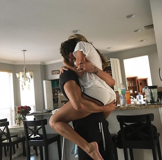 omg-waits:Dude,  take her to the bedroom! It’s cool. 