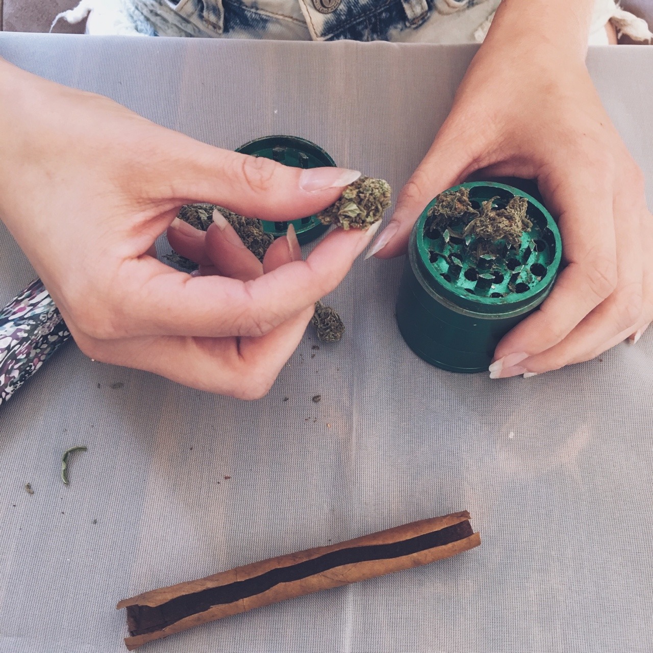 msnacke:  cfloresphotog:  Smoke sessions w/ msnacke. More to come…  From yesterday