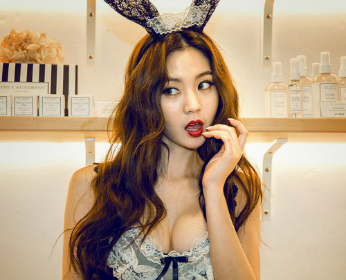 korean-dreams-girls:  Lee Chae Eun - December 01, 2015 3rd Set [Part 1]  I want a bunny!