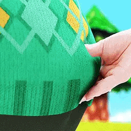 bitchycake:  The way Tom Nook blushes when Kyary Pamyu Pamyu squishes his belly >>> 