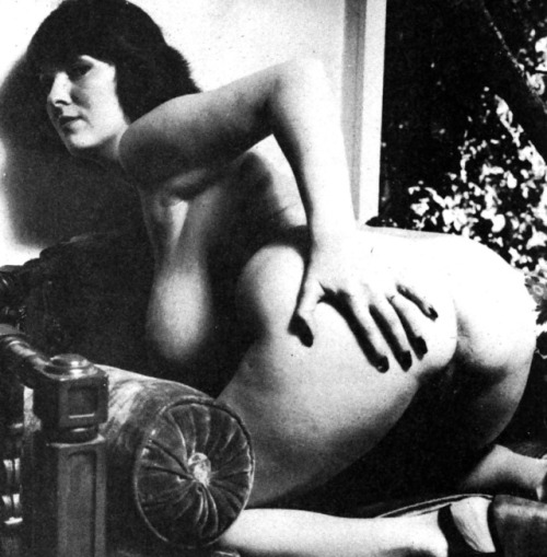 retronudeboutique: Olga aka Nanette Shelter aka Nikki
