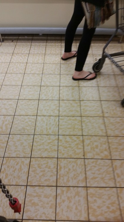 Candid hippie teen feet