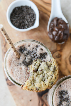 verticalfood:  Nutella Oatmeal Cookie Shake