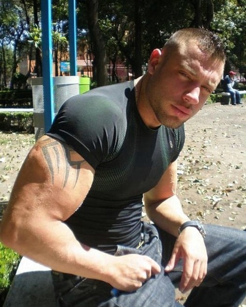 hyper-masculine:  HYPER-MASCULINE ♂► http://hyper-masculine.tumblr.com/ ◄