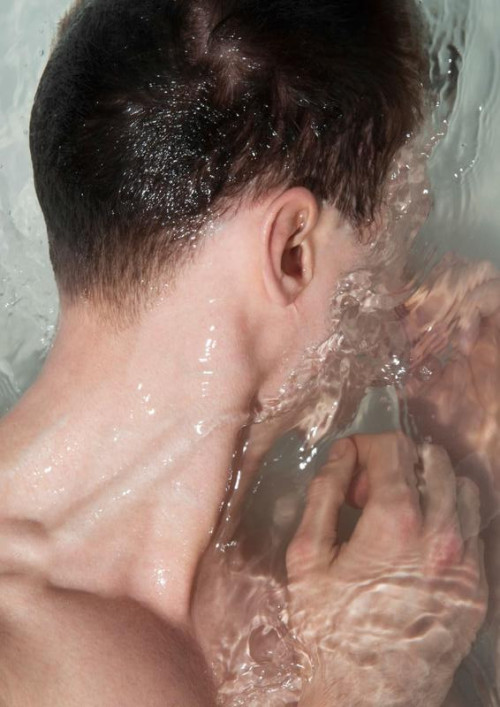 l-homme-que-je-suis:  Marko Brozic in “Water” Photographed by Amanada Camenisch and Styled by Lorenzo Posocco for Open Lab Magazine Spring/Summer 2014 