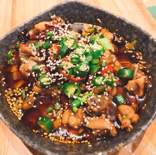 深圳一人食 #foodie #eatwithjoy #shenzhen #串串https://www.instagram.com/p/BvGcDl5n58z/?utm_source=ig_tumb