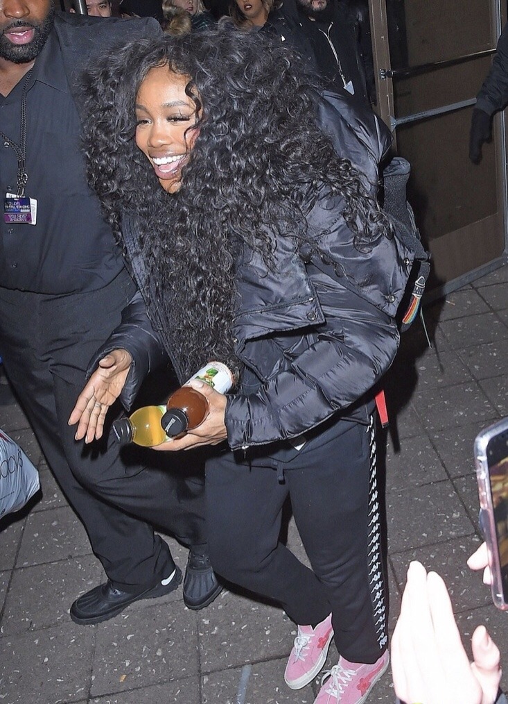 szaforthesoul: SZA Arriving at the Elton John “I’m Still Standing” Grammy Tribute