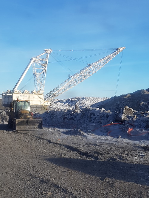 dream-small-do-big:Just a coal mine tour (my apologies for poor picture quality)Check out the coal s