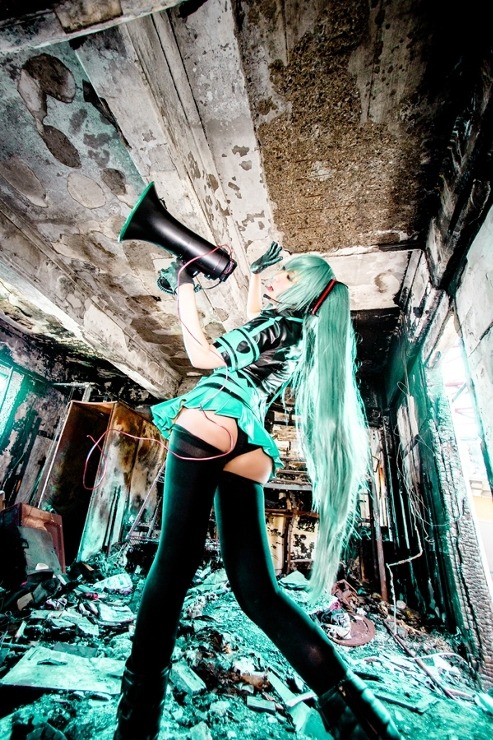 cosplayandanimes:  Hatsune Miku - Vocaloid  source