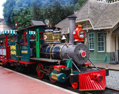 disneylandsparks:  The Fred Gurley was named after Fred G. Gurley, who was president of the Santa Fe Railway from 1944-1957. It is the oldest steam engine operating on the Disneyland Railroad, built by Baldwin Locomotive Works in Philadelphia, Penn.,