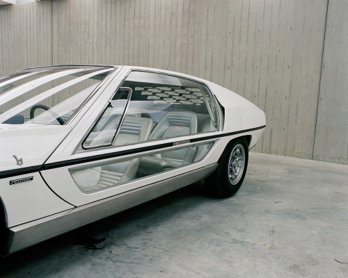 lavelocita: Lamborghini Marzal - Bertone, 1967