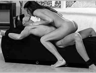 zeus-appollonia:  all yours …belong to you … 