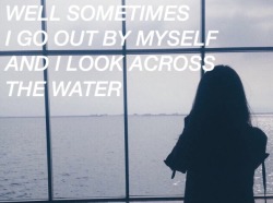 lyricallyinvalid:  Valerie // Amy Winehouse