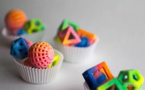 mewtwoofficial:  janemba:  from89: 3D Food PrintersCreate Edible Geometric Forms  we bout to have next level cereal  ‘when i was a kid our cereal was solid! not this fancy math bullshit!’ 