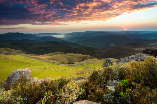 coiour-my-world:Long Tom Pass, Mpumalanga, South Africa ~  http://afriscapes.com/home