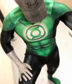 captnspandex:  It’s Green Lantern, bruh!