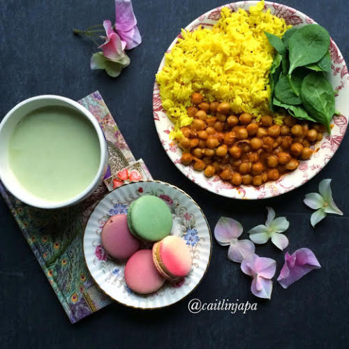 Matcha Latte, Macarons and Lemon Basmati Rice & Chickpeas in Spicy Tamarind Masala / instagram @