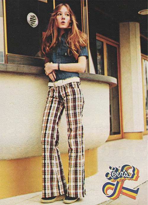 justseventeen:  May 1973. ‘Good old new Levis. As better as ever.’ 