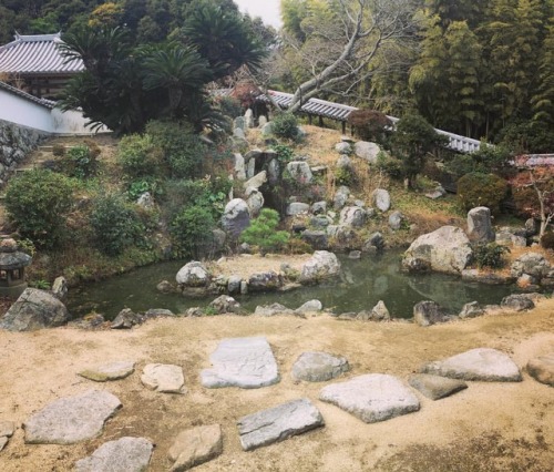 ＼おにわさん更新情報／ ‪[ 兵庫県淡路市 ] 妙勝寺庭園 Myosho-ji Temple Garden, Awaji, Hyogo の写真・記事を更新しました。 ーー室町幕府初代将軍 #足利尊氏 