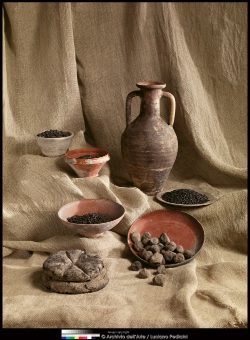 abbevillepress:One of the amazing finds from Herculaneum: preserved food from 79 A.D.Pottery an