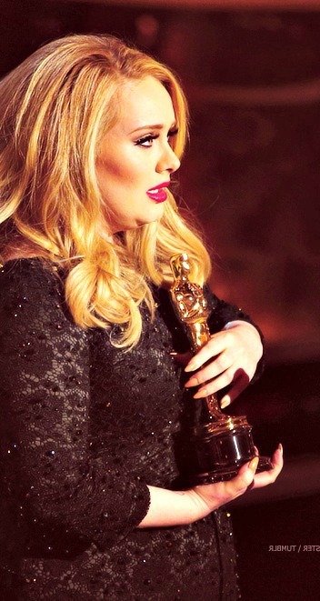 lovevool:  A Golden Globe, a Grammy and an Oscar. Ladies and Gentlemen, Adele. 