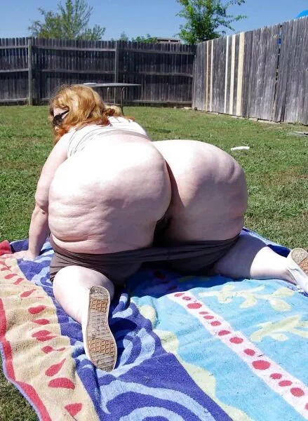 ssbbw =bbw