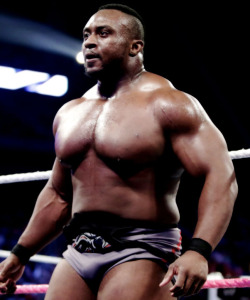 I&rsquo;m not much of a fan of Big E in regards to his looks&hellip;but DAMN that bulge is impressive!!!