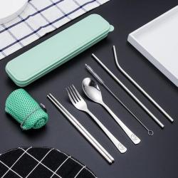 trendyfinds:  THE PERFECT ON-THE-GO REUSABLE SETFrom their website: Made from Stainless Steel, organic cotton mesh, and a biodegradable plastic, our Reusable Cutlery &amp; Straw Set makes for the perfect on-the-go solution for those who refuse to use
