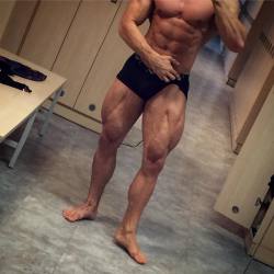 fitmen1:Ondrej Kmostak