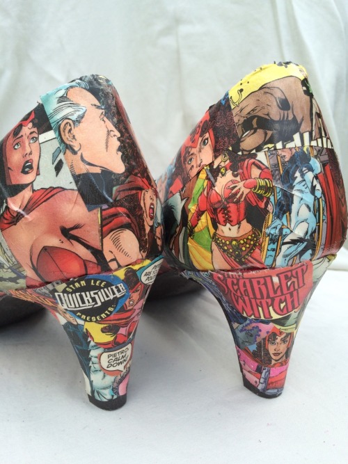 suddenlycomics: comicallyartisticelegance: heroesandheels: comicsandcake: SIZE 9 ½ MAXIMOF