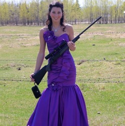nerdocrazia:  Canada, fuck yeah! #lol 