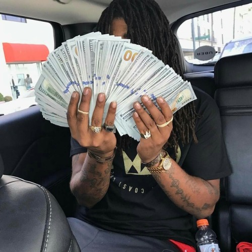 gafflefoo: Niggas stashn