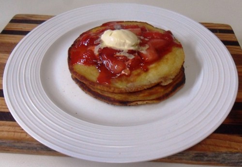 Pancakes with Fresh Strawberry Compote  Makes 2 pancakes  Pancakes ½  cup Self raising flour ½  Tbsp