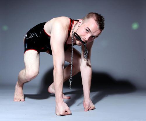 puprusty:  pupsleeves:  Hot Rubber Pup  I love my pic :D i am this - more under ->  https://www.facebook.com/pup.rusty