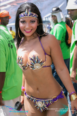 carnivalsfinest:  She’s Bad