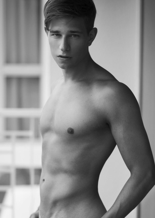 sean-clancy:Tobias Hinchely by Nino Yap