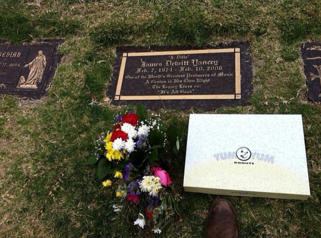 resurrectinghiphop:  Happy birthday Dilla Hip hop misses you