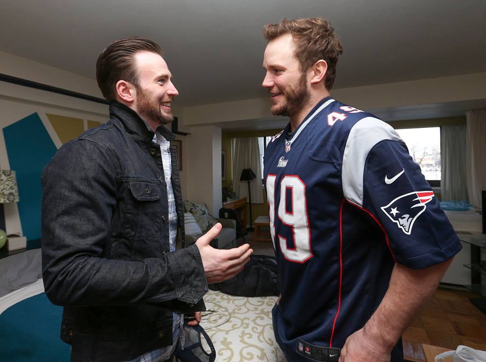 just-call-me-mrs-captain:Chris Evans &amp; Chris Pratt visit at Christopher’s