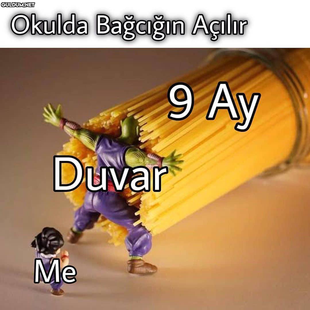 Duvara yaslanmadan bağcık...